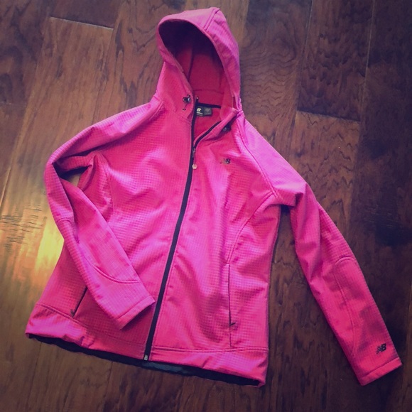 new balance windstopper new balance windstopper